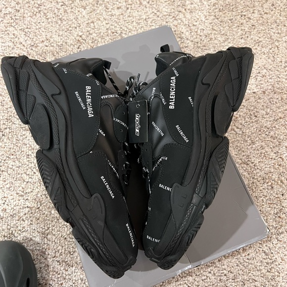 Balenciaga Triple S size 46 - Picture 4 of 6